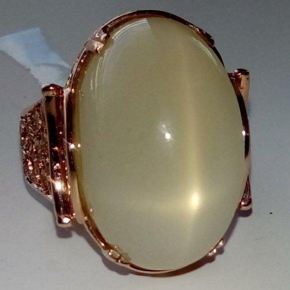 Magnificent 14K Rose Gold HUGE Star Moonstone Ring Size 8 - Picture 1 of 12